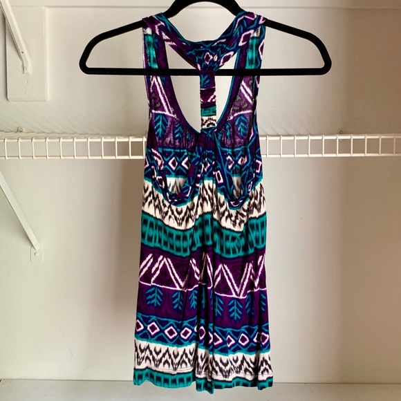 T-Back Tribal Print Tank - Picture 2 of 3